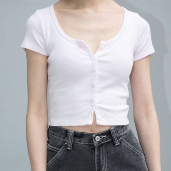 Brandy Melville Tops - brandy melville white zelly top